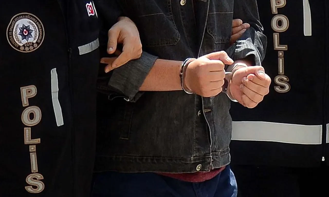 FETÖ'den aranıyordu! 'Mete' kod adlı ihraç astsubay yakalandı