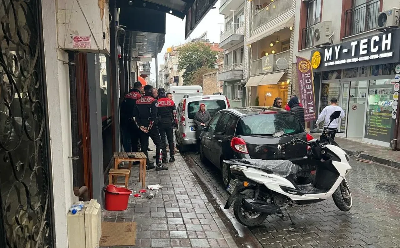 Kavgayı ayırmak isterken hayatının şokunu yaşadı!