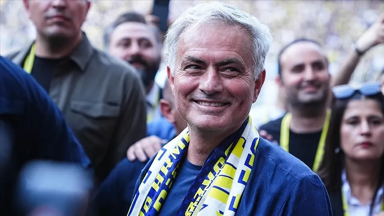 Mourinho cezalı mı, neden? Salvatore Foti açıkladı