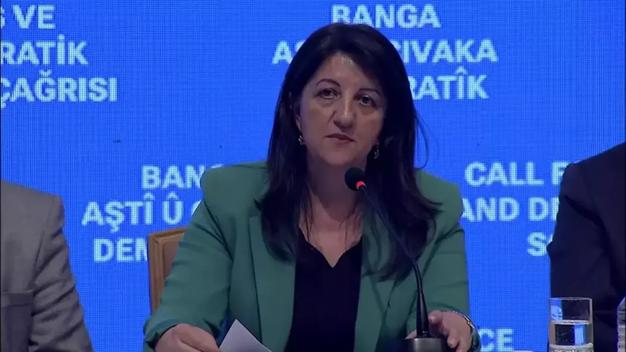 Pervin Buldan Kimdir? Teröristbaşı Abdullah Öcalan ile görüşen heyetteydi
