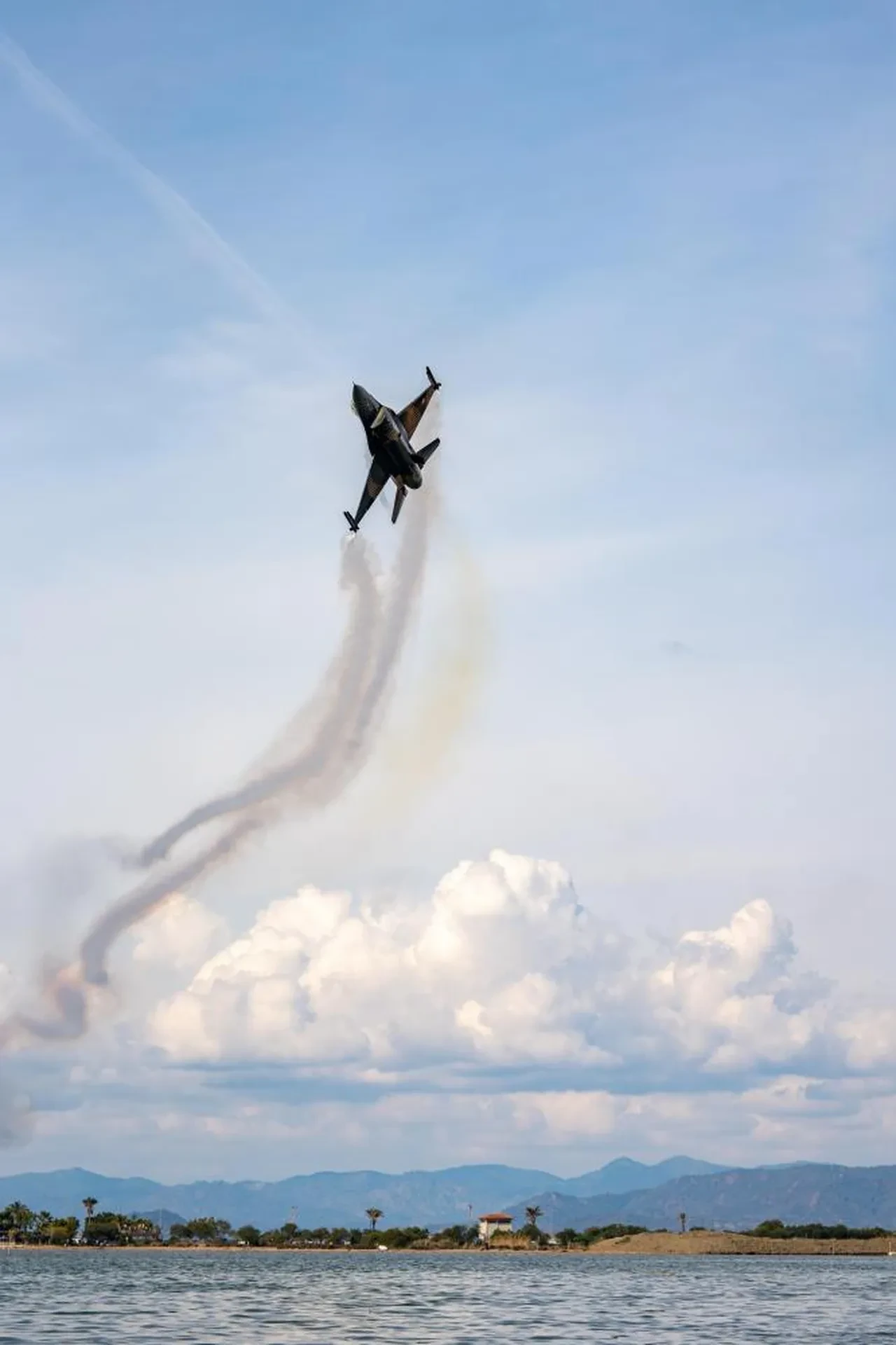 SOLOTÜRK'TEN görsel şov! Yine nefes kestiler