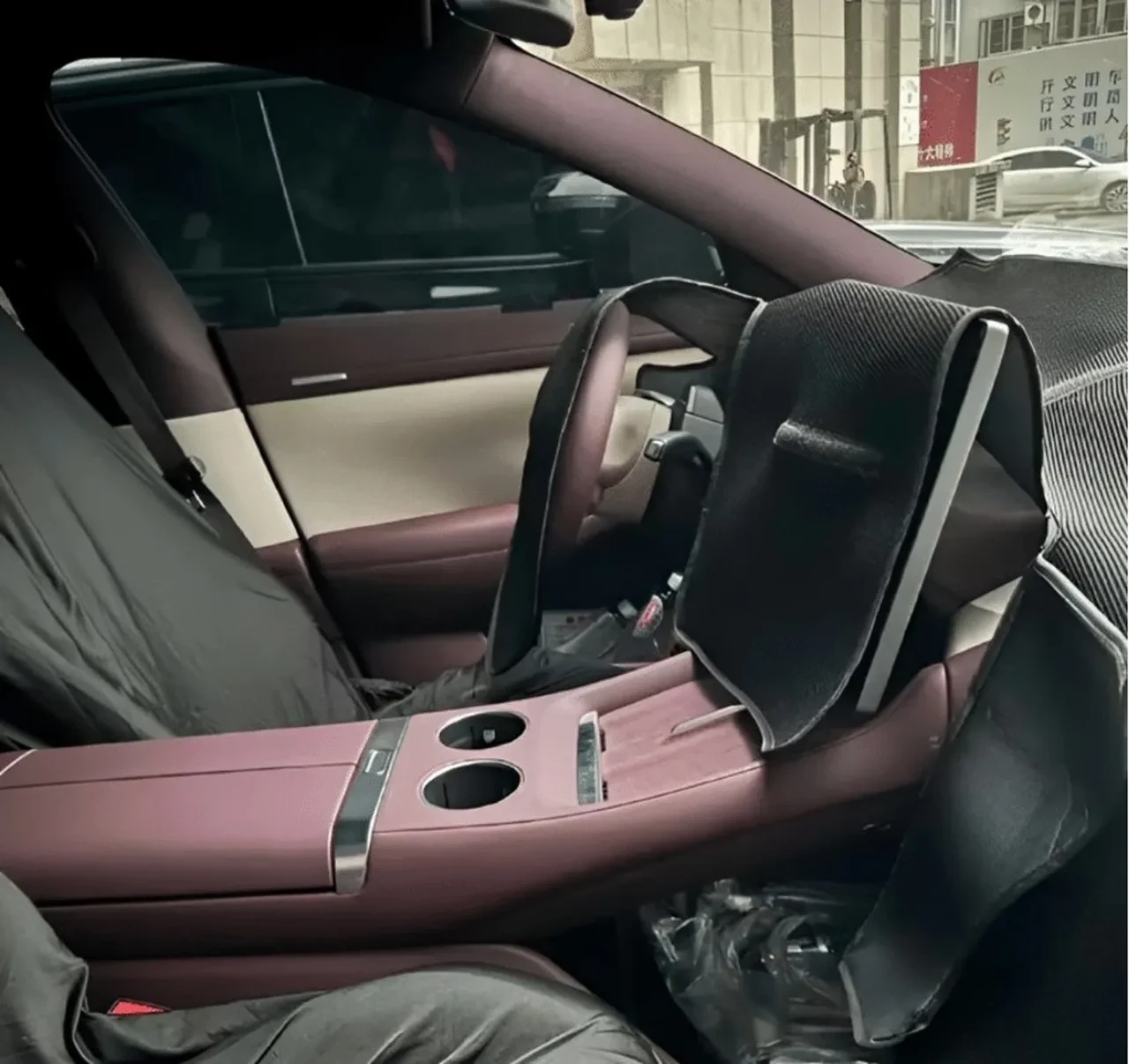 Xiaomi YU7 modelinin iç mekan görselleri sızdırıldı