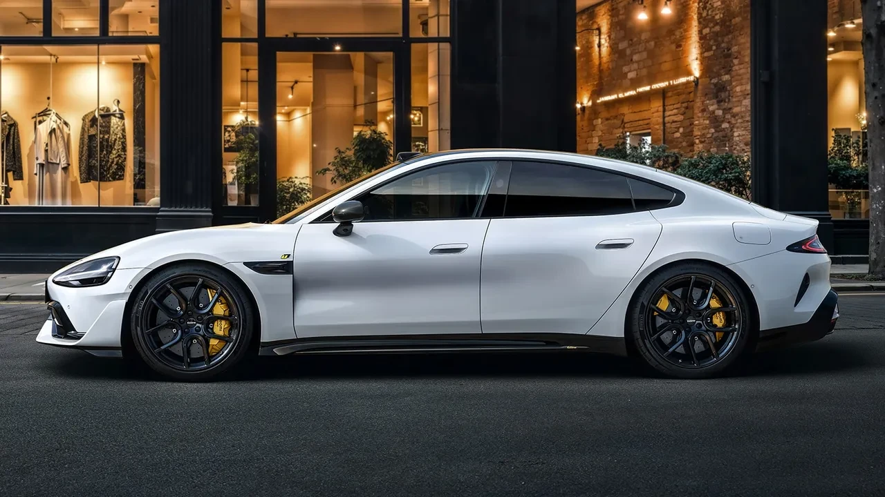 Xiaomi SU7 Ultra aracını tanıttı: 1.526 beygir gücü ve 1.98 saniye 100 km hızlanma süresiyle tam bir elektrikli canavar