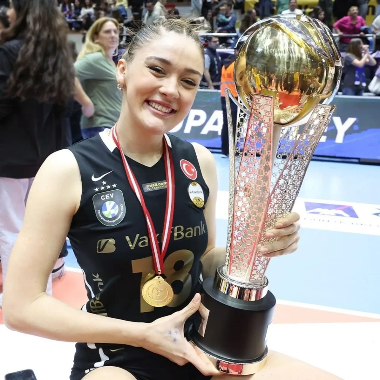 Zehra Güneş Fenerbahçe'ye!