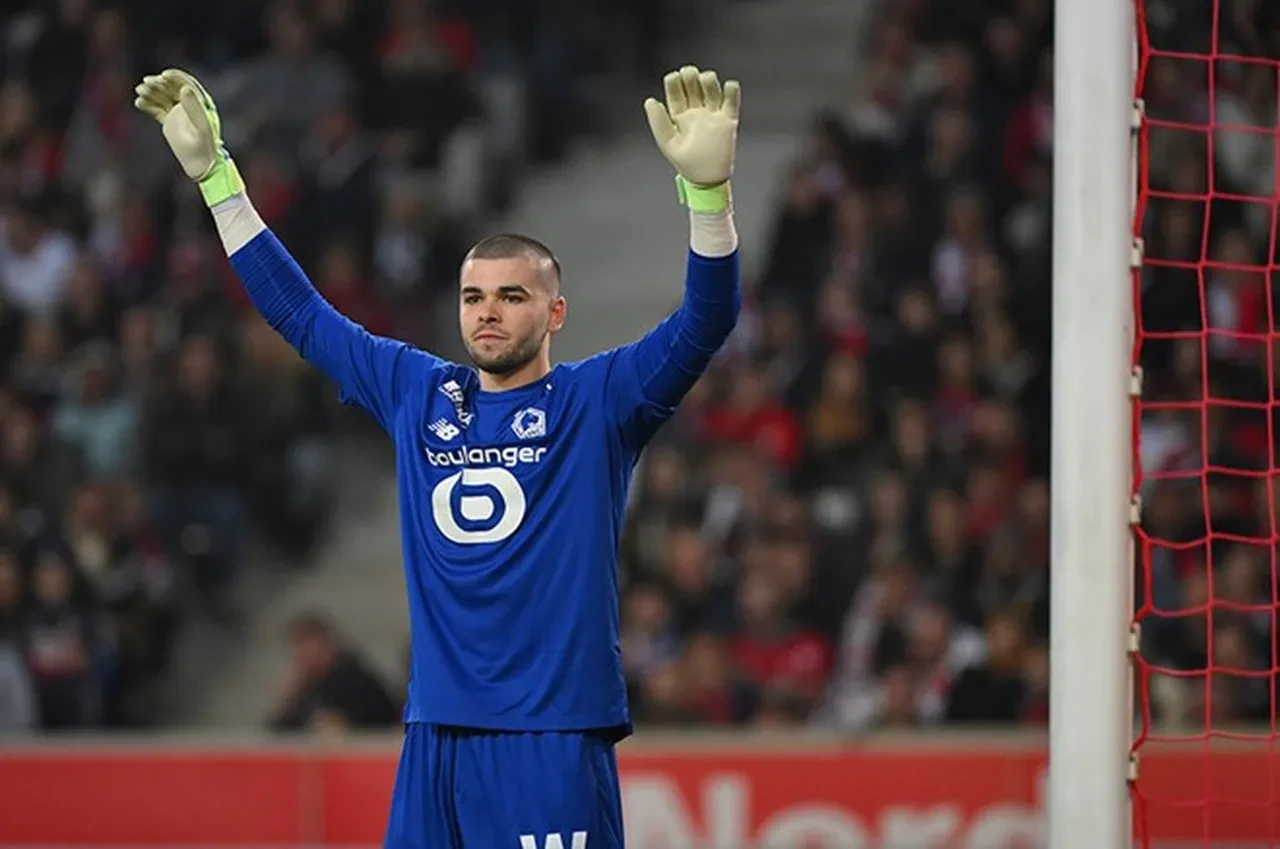 Galatasaray'a yeni kaleci: Hasan Şaş yönetime söyledi