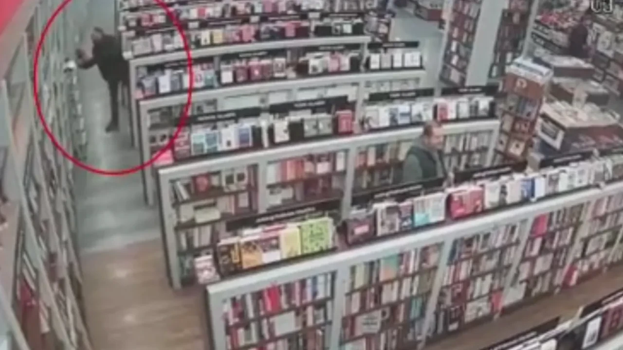 Polis kameraları tek tek inceledi! AVM hırsızı kıskıvrak yakaladı