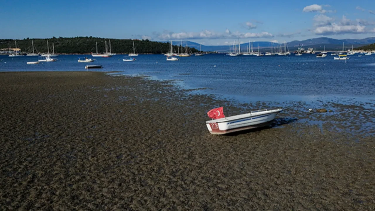 İzmir Seferihisar’da deniz suyu neden çekildi? Sebebi açıklandı