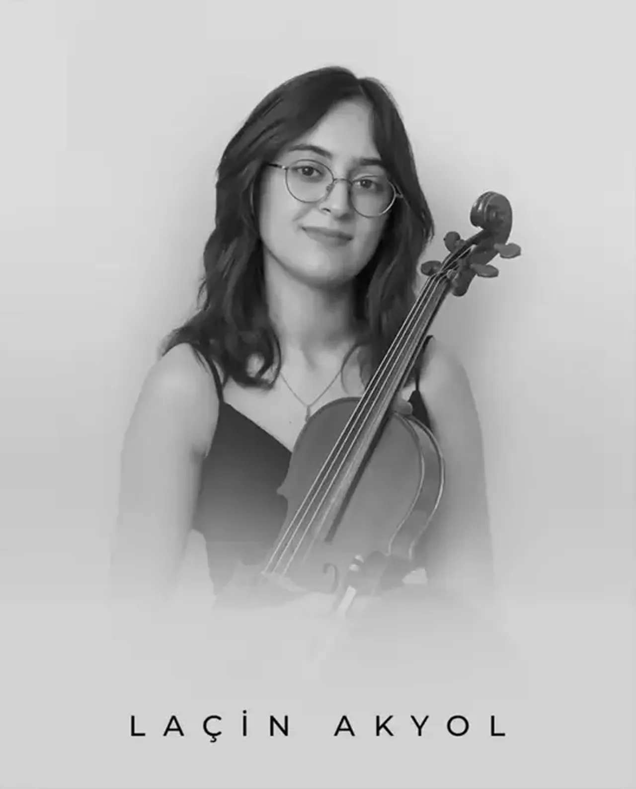 'Kemanın kraliçesi'ne acı veda! Laçin Akyol gözyaşlarıyla uğurlandı