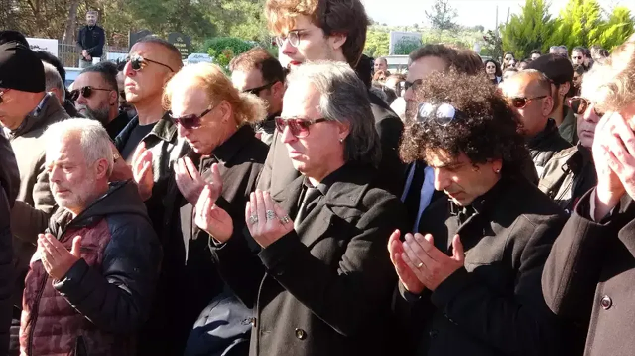 'Kemanın kraliçesi'ne acı veda! Laçin Akyol gözyaşlarıyla uğurlandı