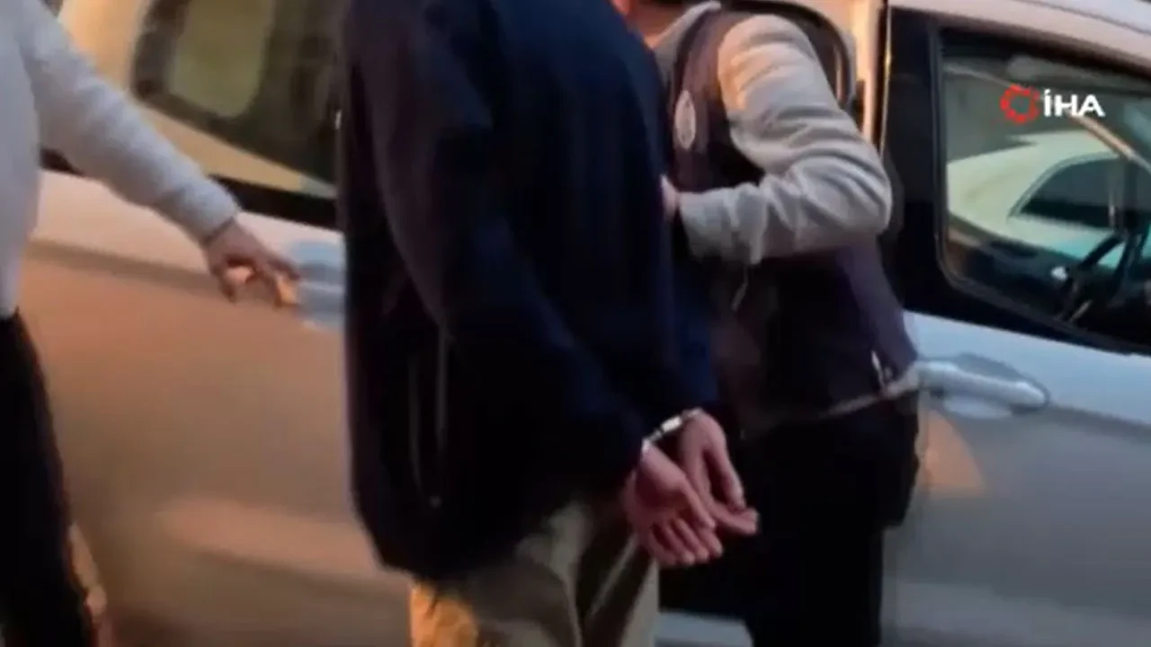 Sahte ilanla 'uygunsuz teklif' şantajı: 872 bin TL'lik vurgun