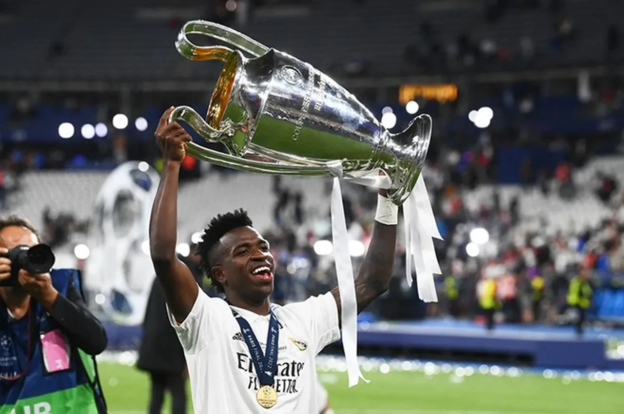 Vinicius JR. yeni sözleşmeyi reddetti!