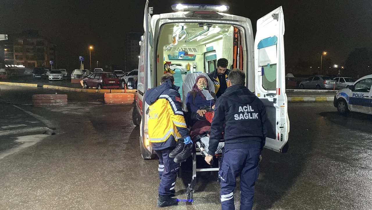 İlk teravih namazı sonrası tek tek zehirlendiler! Camide korku dolu anlar