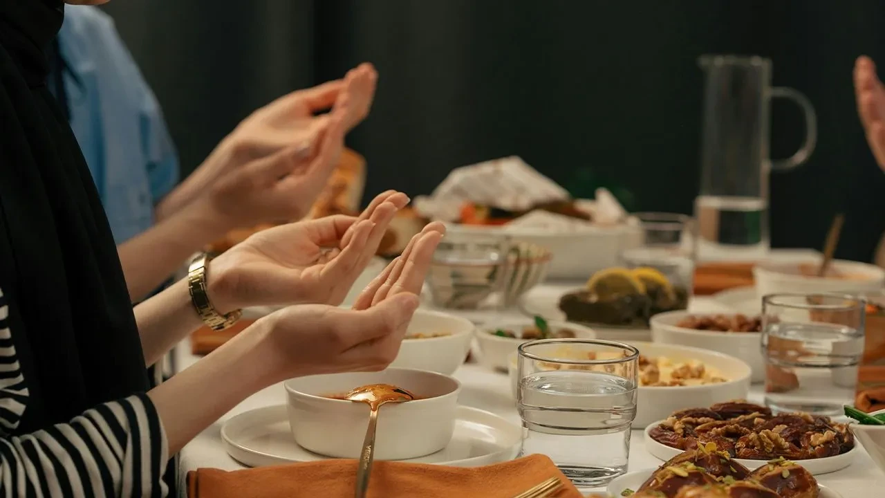 İstanbul’da ilk sahur saat kaçta yapılacak? İmsak vakti araştırılıyor