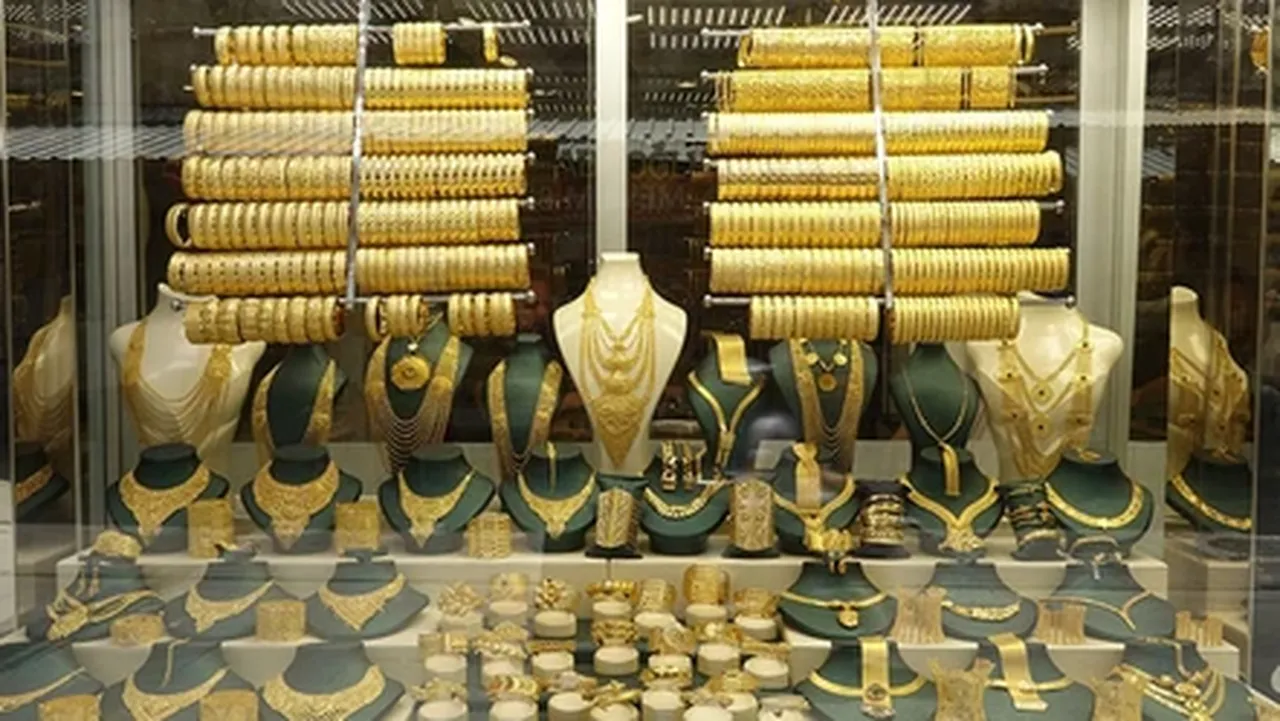 Londra’dan uçaklar dolusu altın ABD’ye gidiyor: Harekete geçtiler! Yatırımcının yapması gereken tek bir şey var