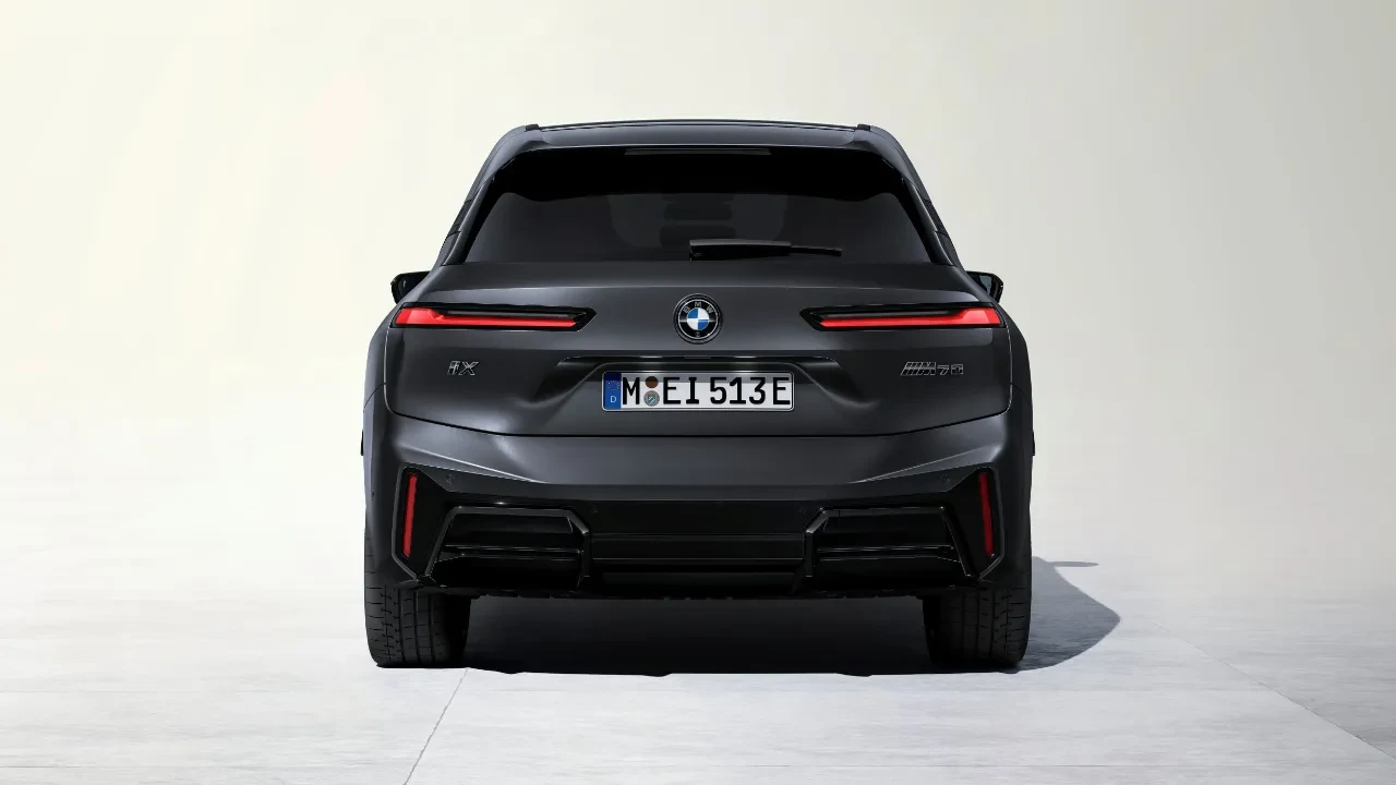 BMW yeni iX serisi Türkiye'ye geldi: İşte güncel fiyatı