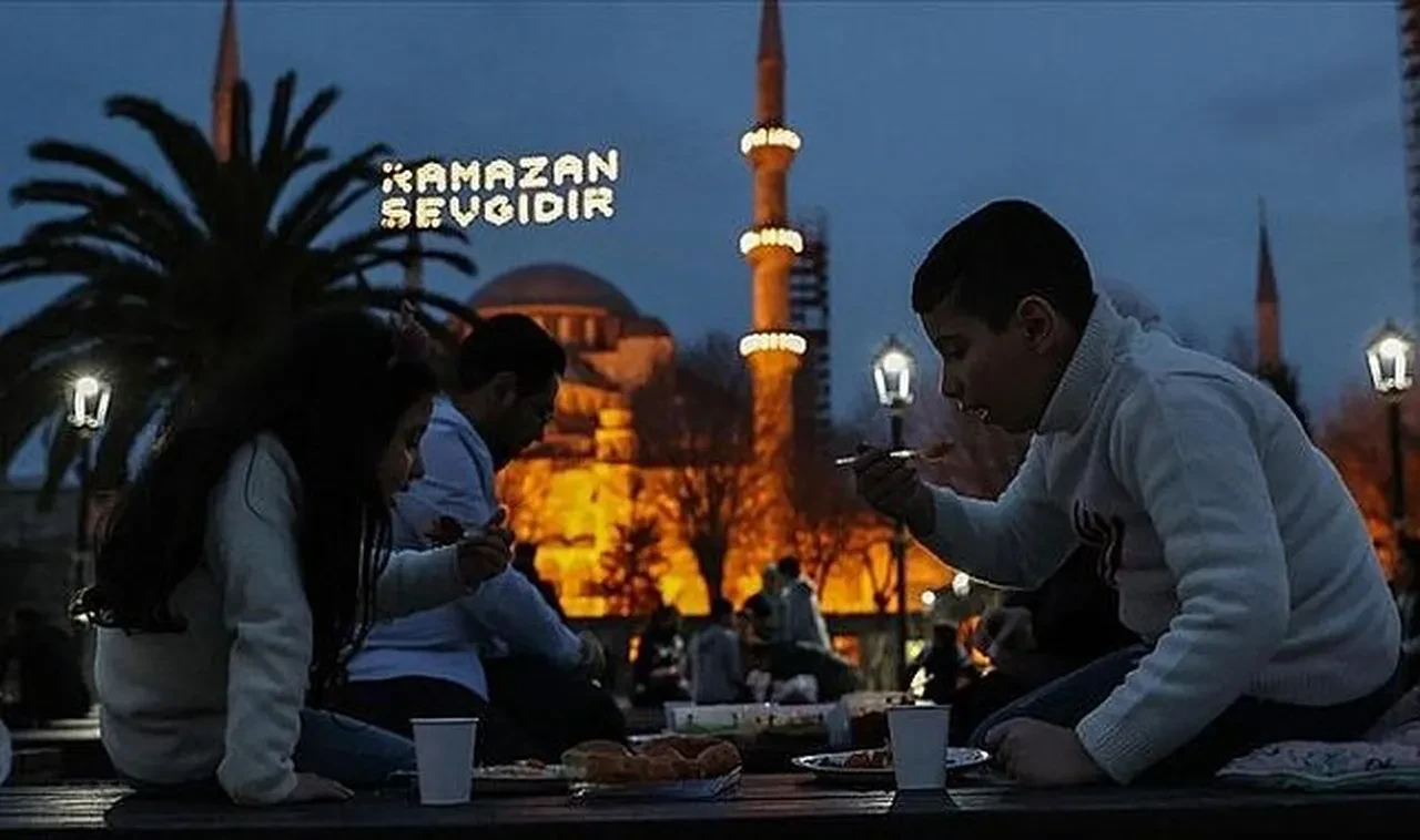Orucun son günü ve Ramazanın biteceği tarih araştırılıyor