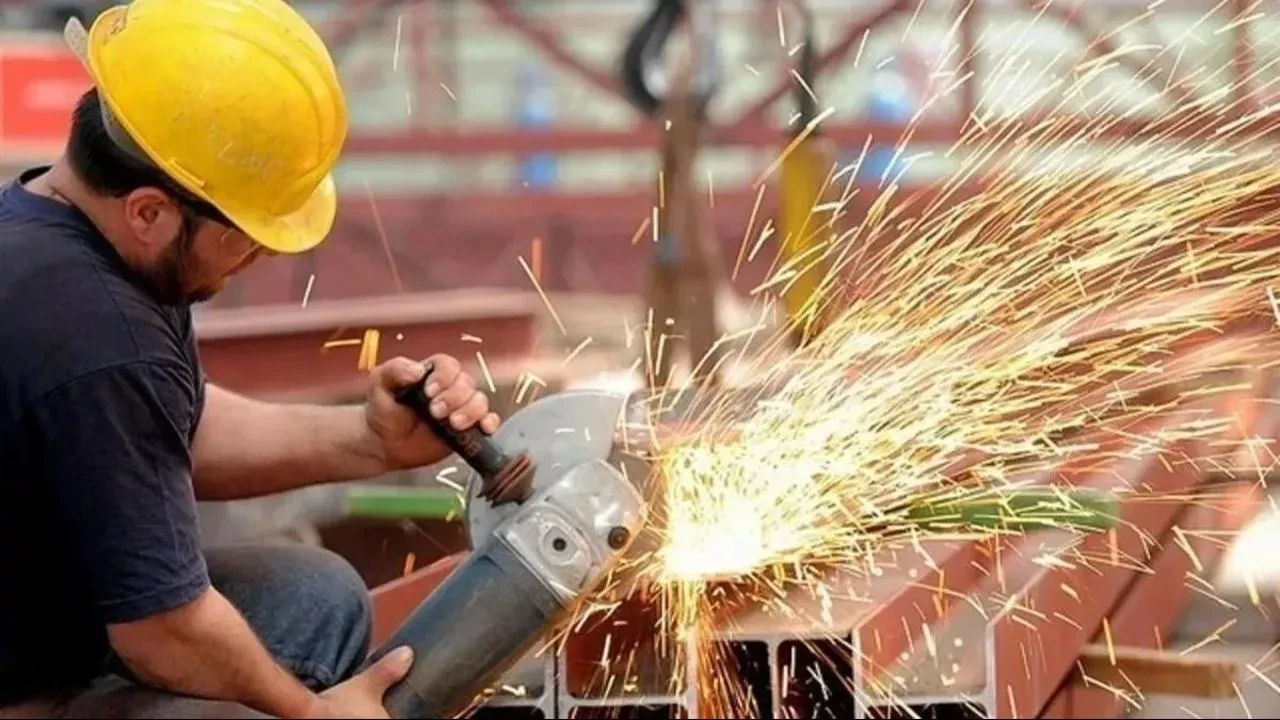 Sanayi üretimi sürpriz düşüşte! Elektrik ve imalat sektörlerinde büyük fark