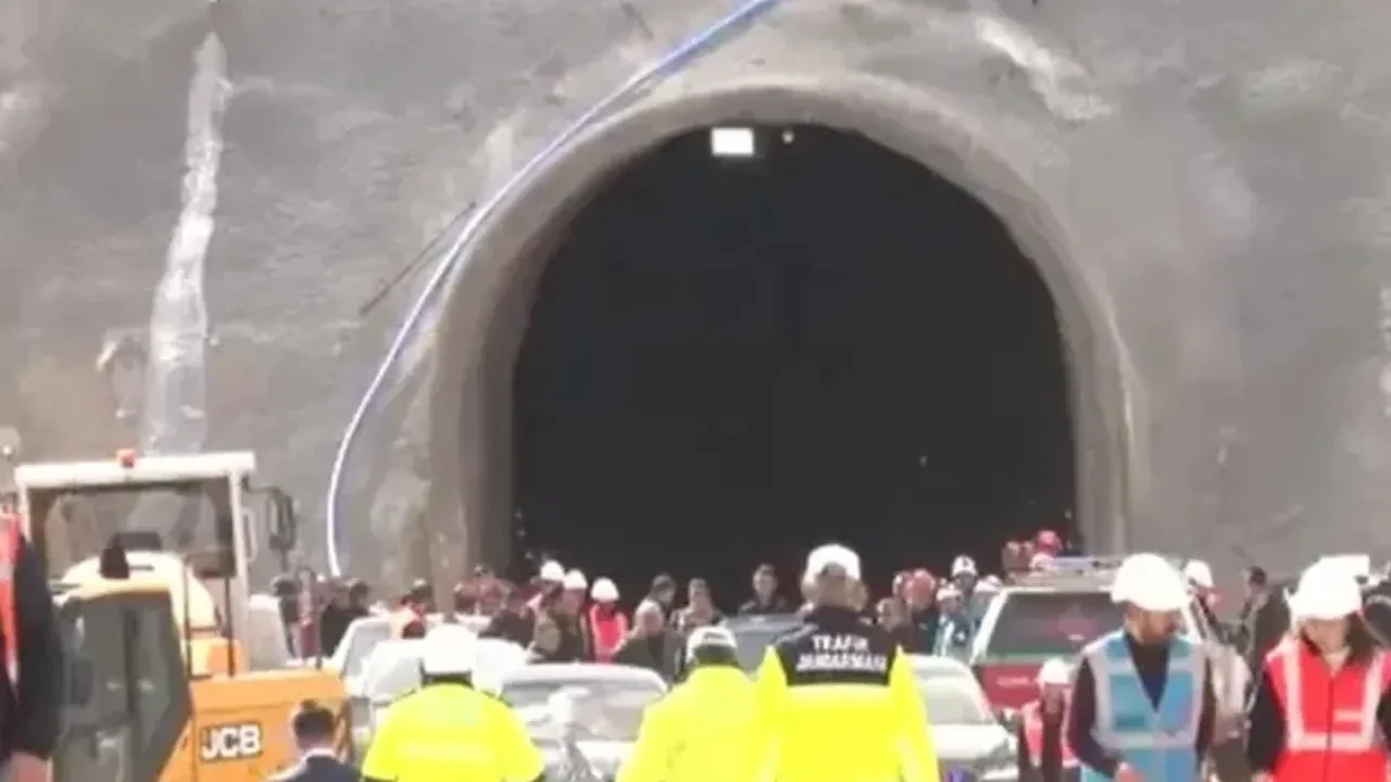 Son dakika | Kayseri'de hızlı tren inşaatında göçük: 1 ölü, 1 yaralı