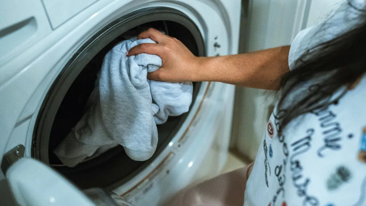 Ünlü deterjan markası dev ceza! 'Tek yıkamada çıkar' vaadi çürütüldü: Bakanlık ifşa etti 