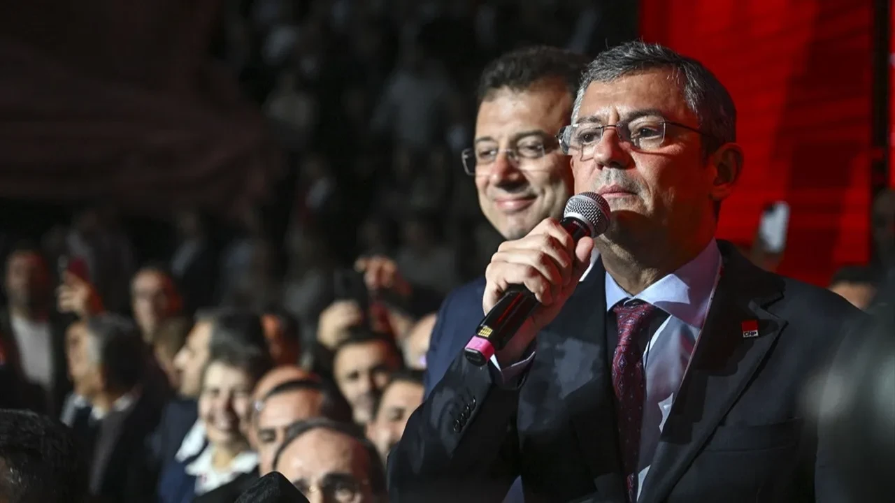 CHP kurultayındaki 1200 telefonu Medya A.Ş. aldı: Kullananlar tek tek belirlendi!