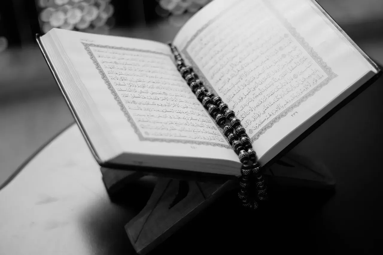 Dini Sözler ve Mesajlar: İslami Güzel Sözler ile Anlamlı, Huzur Dolu ve Resimli Dini Mesajlar