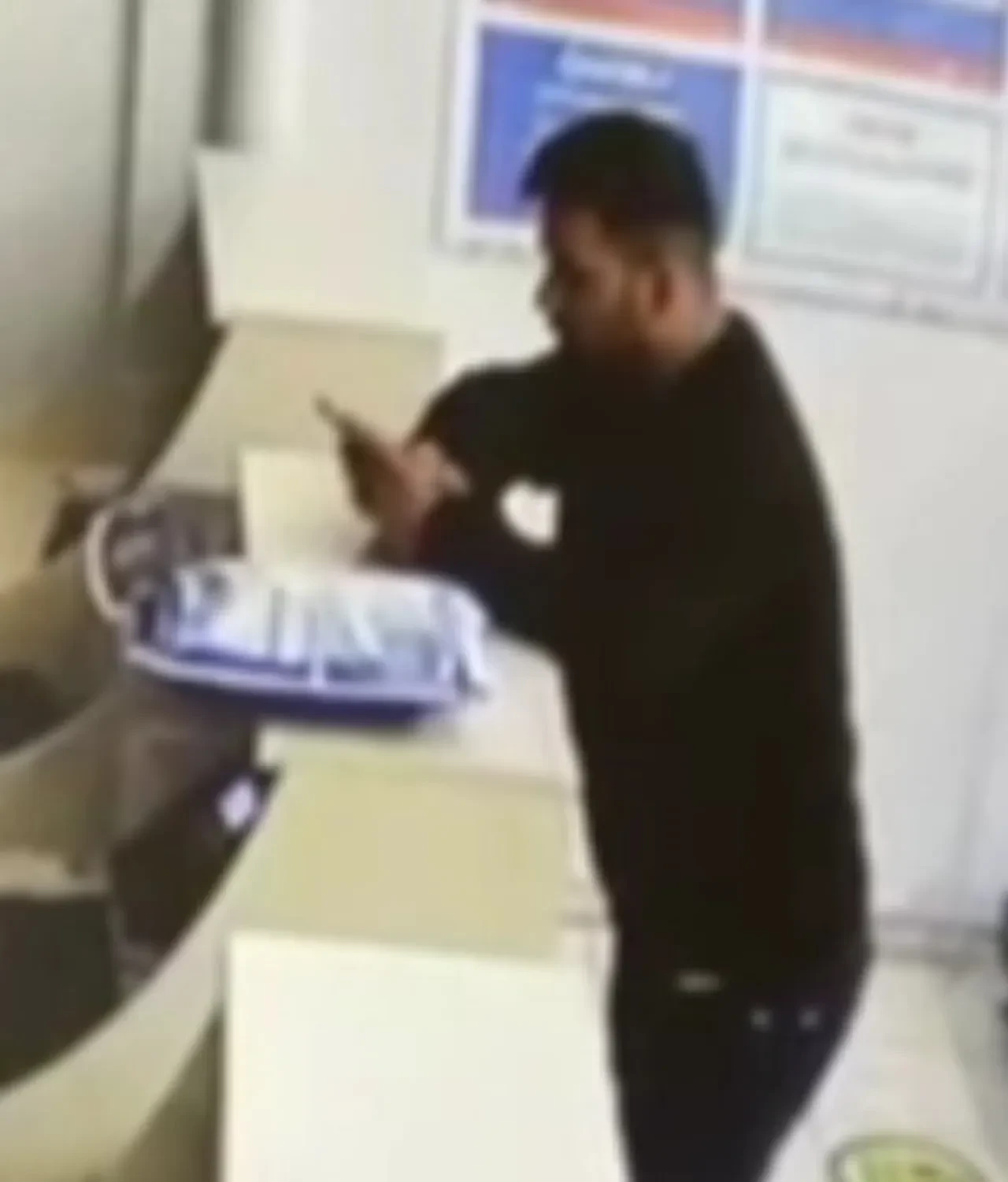 İstanbul ve İzmir'de kargo dolandırıcılığı! 12 milyon TL'lik vurgun yapmışlar