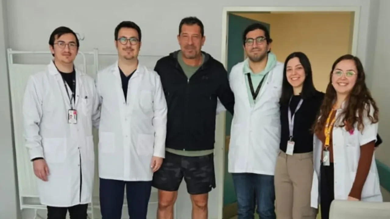 Ufuk Sarıca hastaneye kaldırıldı! Sağlık durumu hakkında açıklama