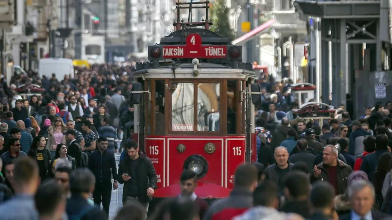 Türkiye'de en çok kullanılan isimler ve soyisimler belli oldu