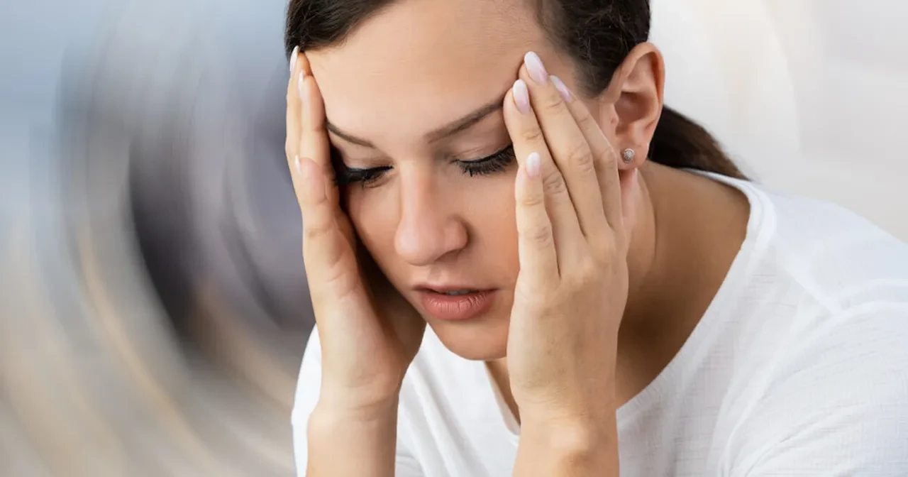 Vertigo Nedir, Nasıl Oluşur? Vertigo Hastalığının Belirtileri, Teşhisi ve Tedavisi