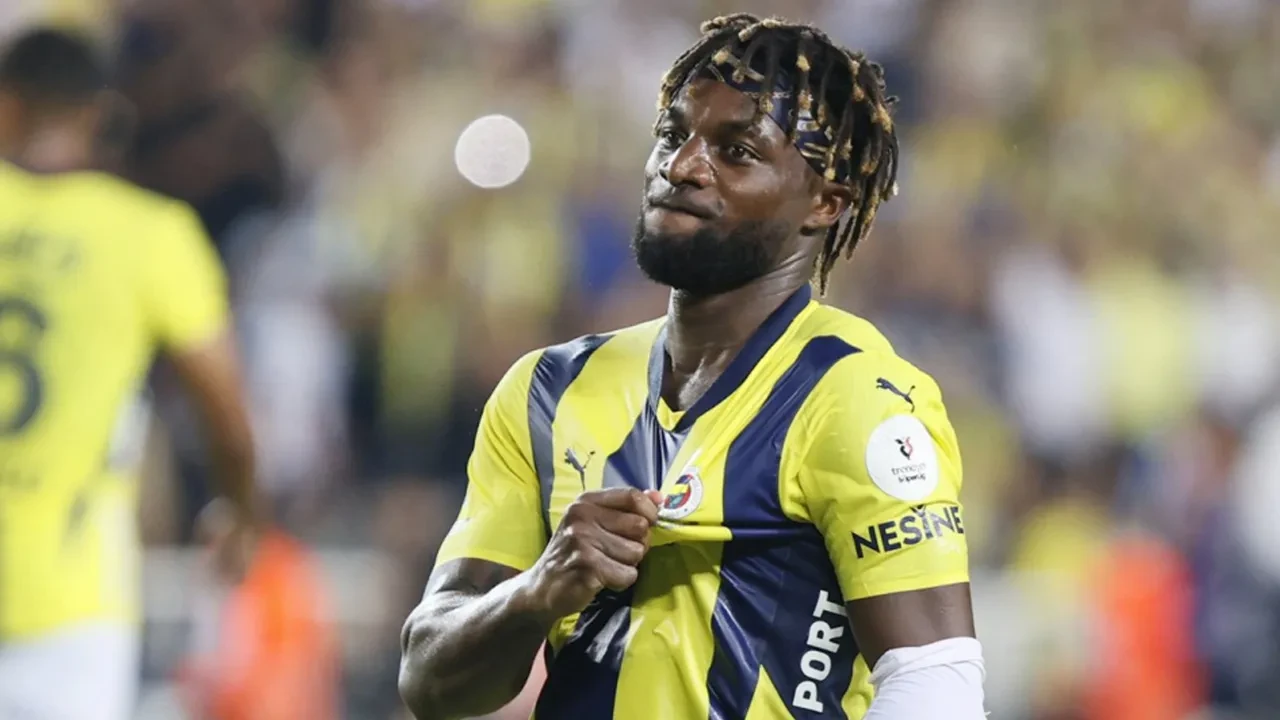 Avrupa maçı kadrosuna alınmayan Allan Saint-Maximin'den dikkat çeken paylaşım!