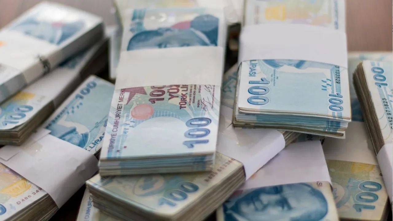 İhtiyaç, taşıt ve konut kredisi çekecekler dikkat! Banka seçerken 3 defa düşünün: İşte kredi faizlerinin düşeceği tarih