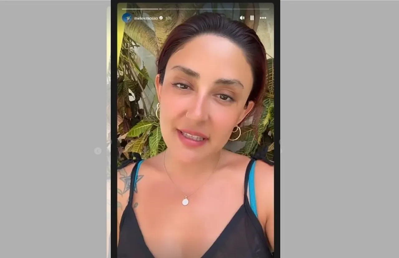 Melek Mosso ismini değiştirdi! Yeni ismini sahnede açıkladı 