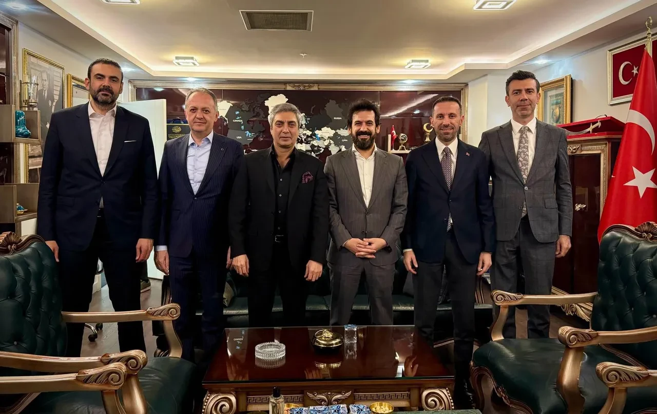 Necati Şaşmaz’dan sürpriz ziyaret! Son hali dikkat çekti