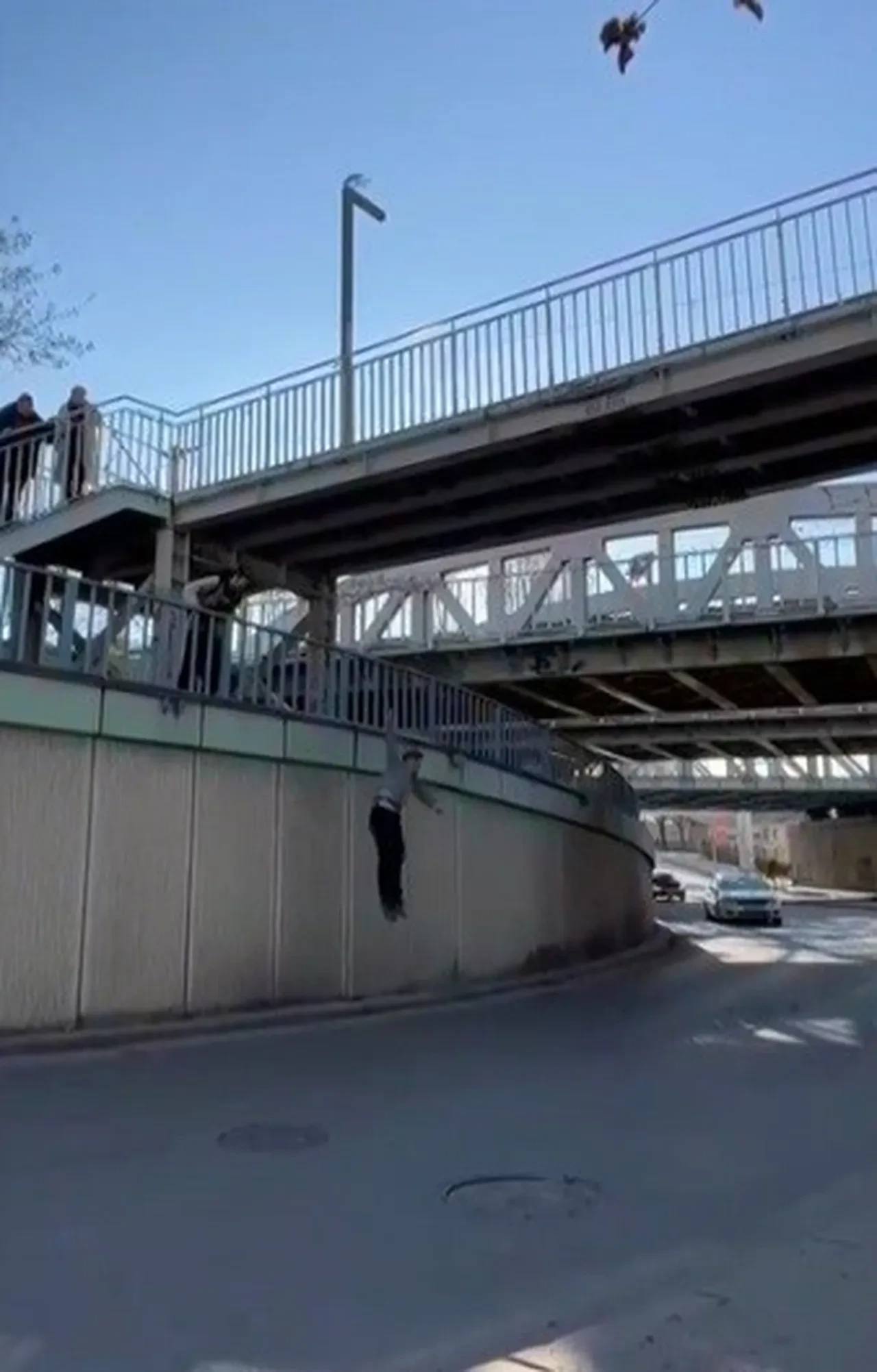 Video uğruna ölüyordu! İki ayağını kırdı yine de ders almadı: İyileşince devam edeceğim