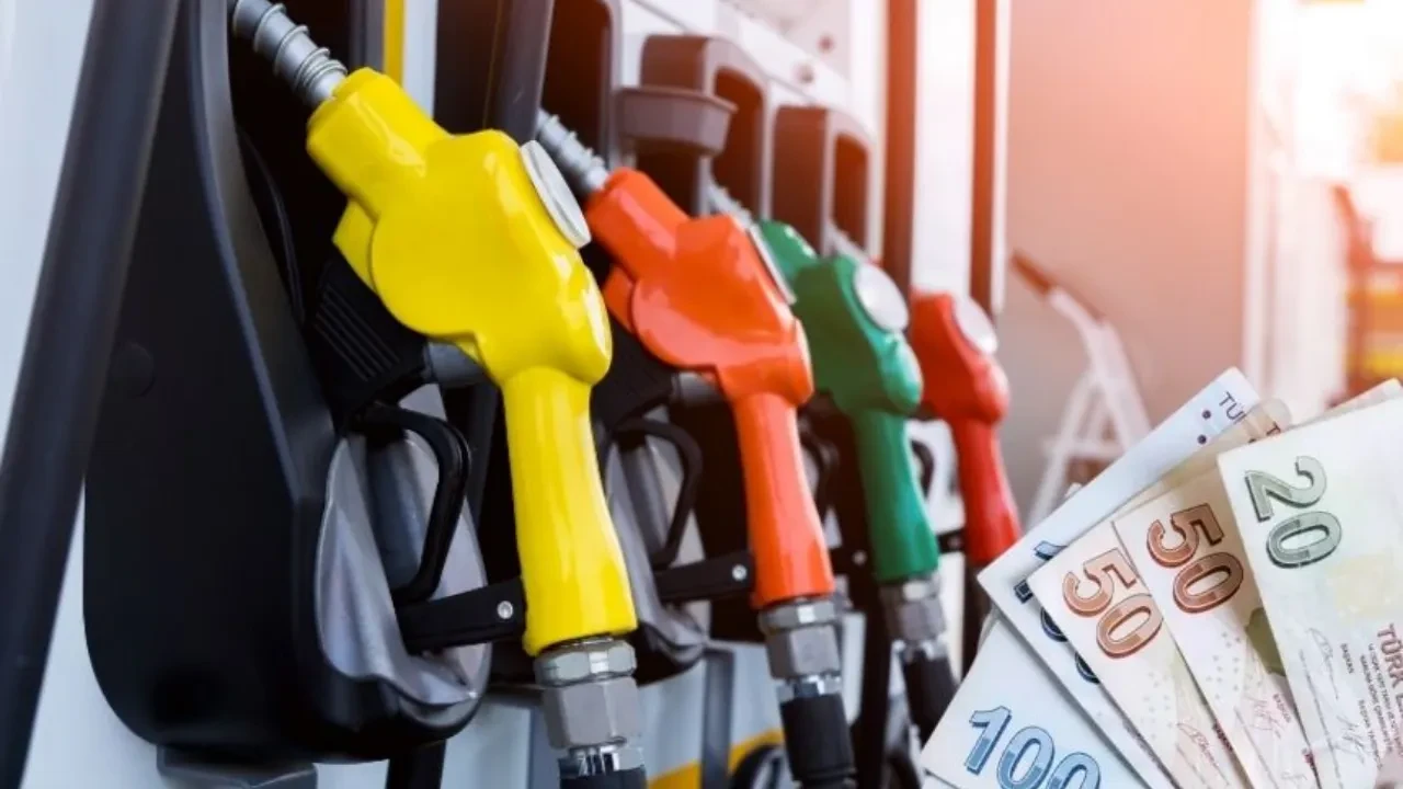 Akaryakıt fiyatı değişiyor: Benzine zam geliyor! İşte güncel akaryakıt fiyatları