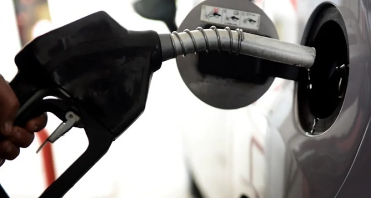 Benzine zam var mı? Mazot, Motorin güncel fiyatları 2025