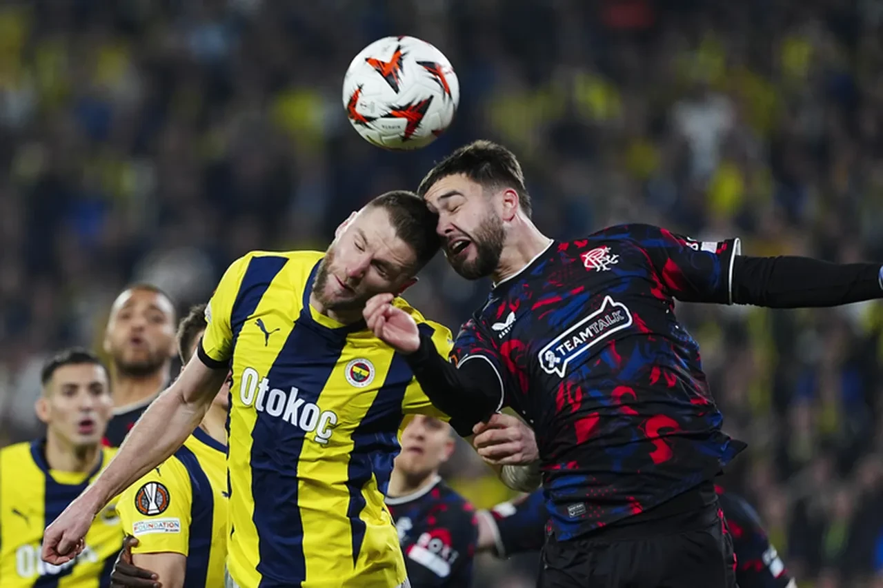 Fenerbahçe turu nasıl geçer, atlar? FB'nin Rangers'ı kaç kaç yenmesi gerektiği gündem oldu