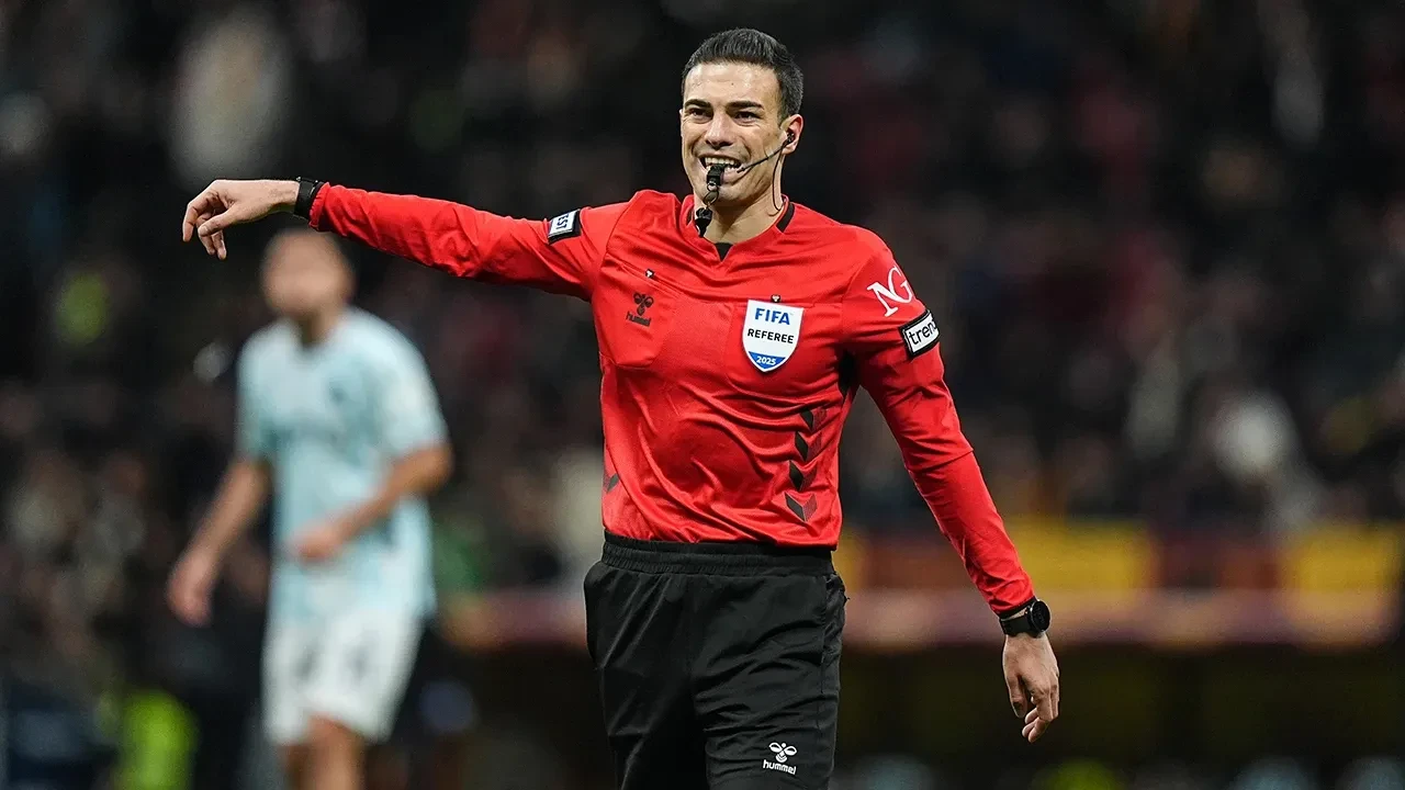 Mourinho, Türk hakemi Avrupa basınına ifşaladı! "Galatasaray'a sempatisi var"