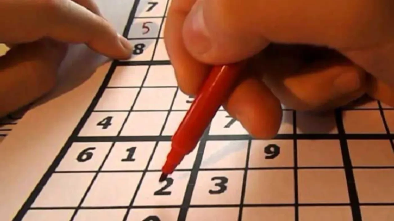 Sudoku nedir ve nasıl oynanır? Sudoku nasıl çözülür, mantığı nedir?