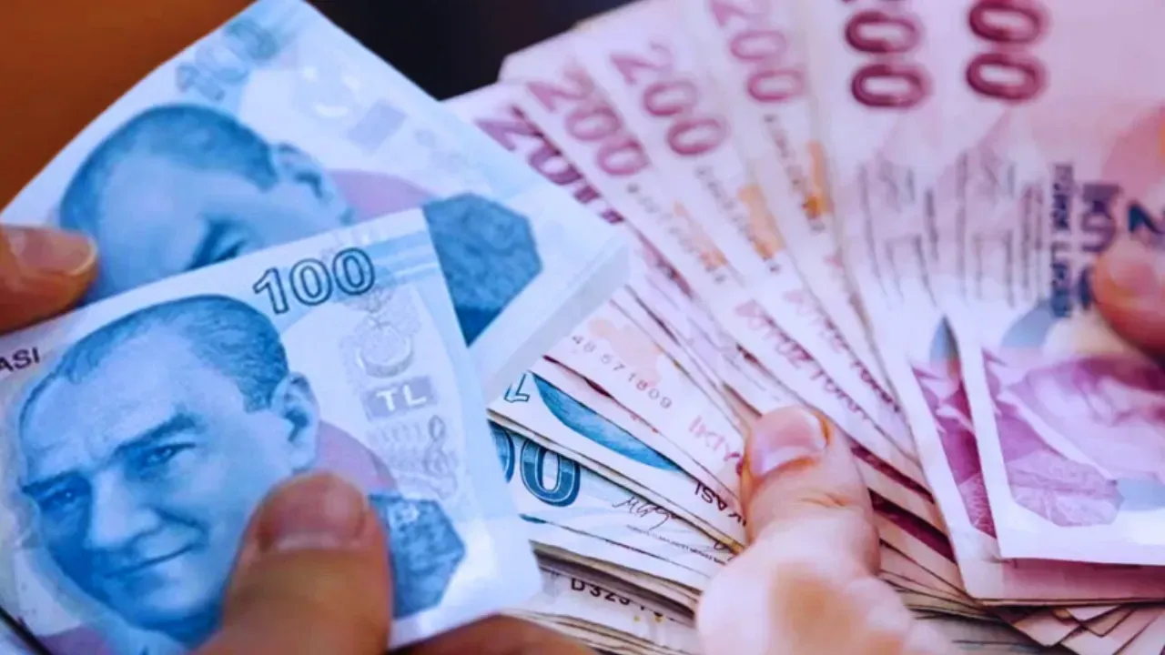 İhtiyaç kredisi oranları güncellendi! İşte 12 ay vadeli 250 bin TL'nin geri ödemesi