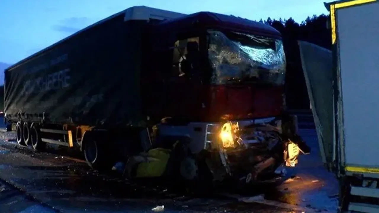 Kuzey Marmara Otoyolu'nda zincirleme kaza