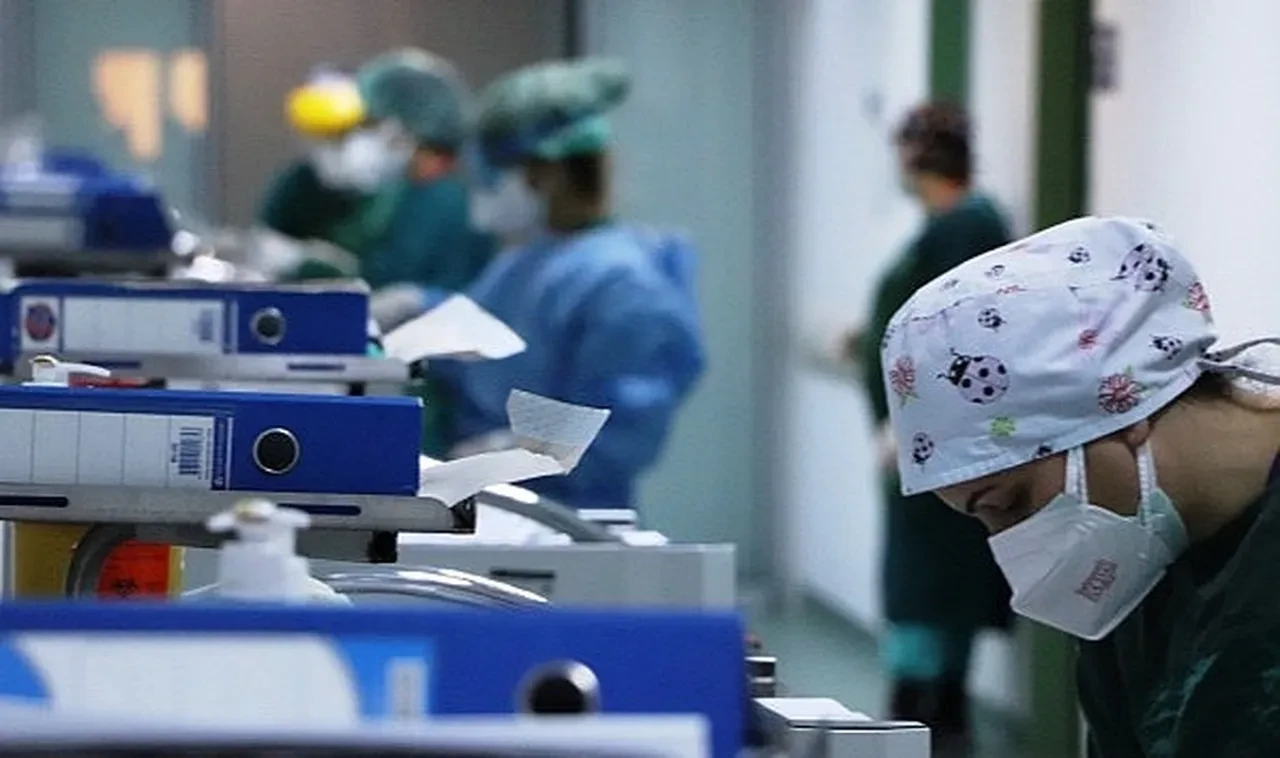 2025 Sağlık Bakanlığı kaç personel alacak? Müjdeyi Cumhurbaşkanı Erdoğan açıkladı