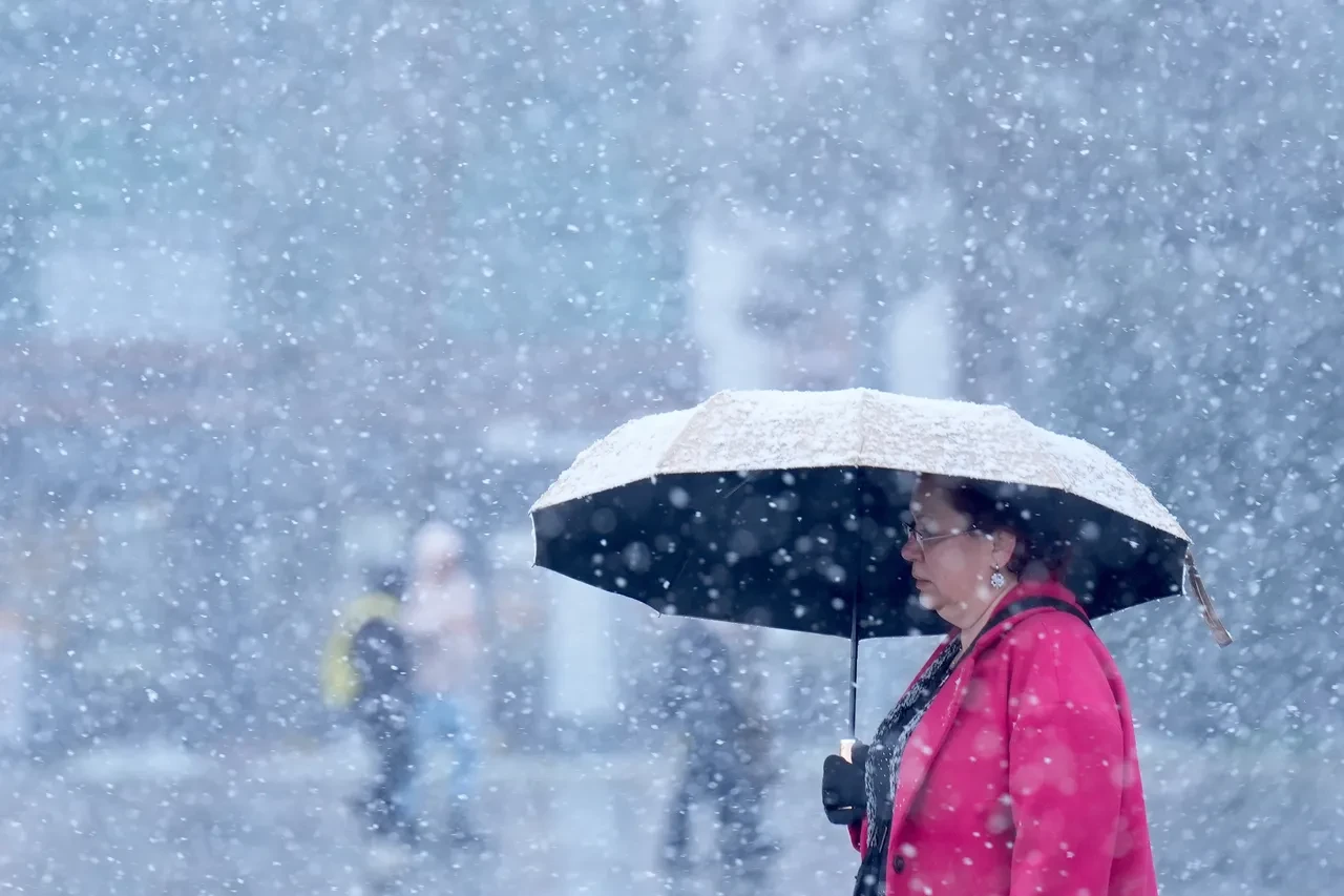 Ankara'ya kar geliyor! Valilik gün vererek uyardı: Sıcaklık eksi 4 dereceye kadar düşecek