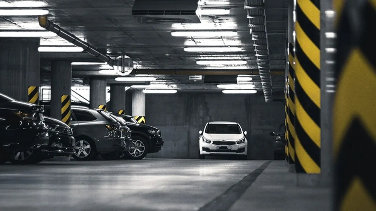 Araç sahiplerine kötü haber! AVM’lerden restoranlara kadar fiyatlar uçtu: Yeni zamla 600 lirayı buldu