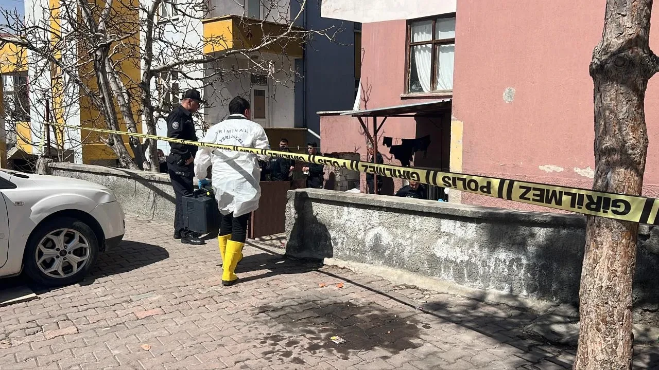 Kayseri'de soba faciası! Genç anne ve iki çocuğu ölüm uykusuna yattı 