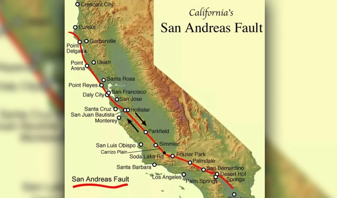 8,0 büyüklüğünde deprem beklenen bölgede yaşayanlara giden bildirim korkuttu! Uzmanlardan açıklama geldi
