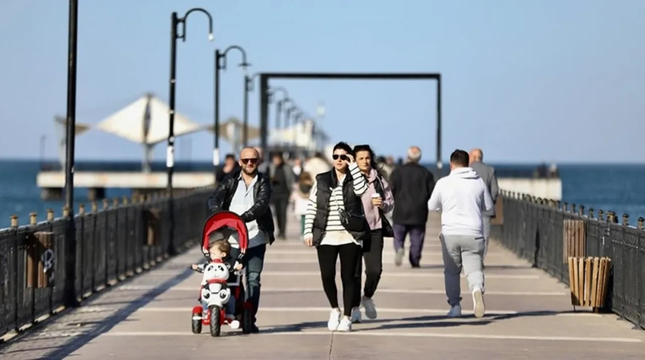 Bugün son kez montsuz gezme zamanı! Meteoroloji gün verdi, 15 derece birden düşüyor! Bu illerde yaşayanlar dikkat