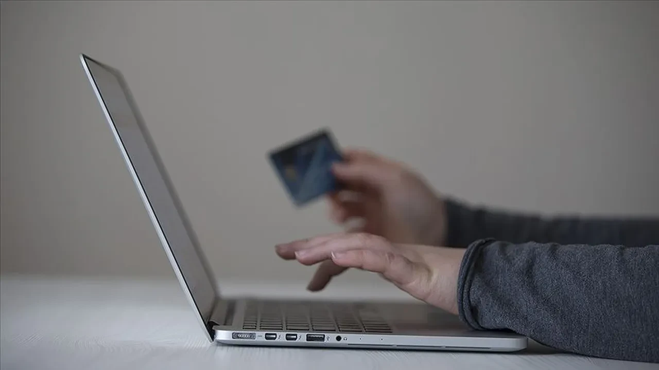 İnternet alışverişlerinde bu üç kelime yazıyorsa kaçın!
