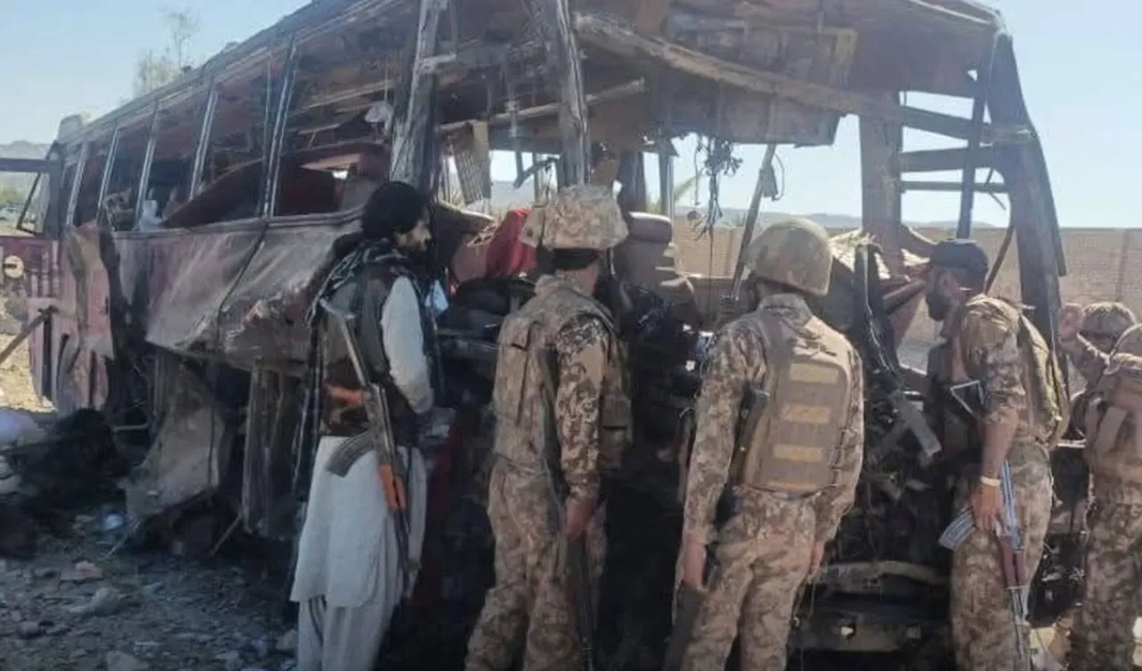 Kanlı tren baskının ardından bombalı saldırı: Çok sayıda ölü ve yaralı var