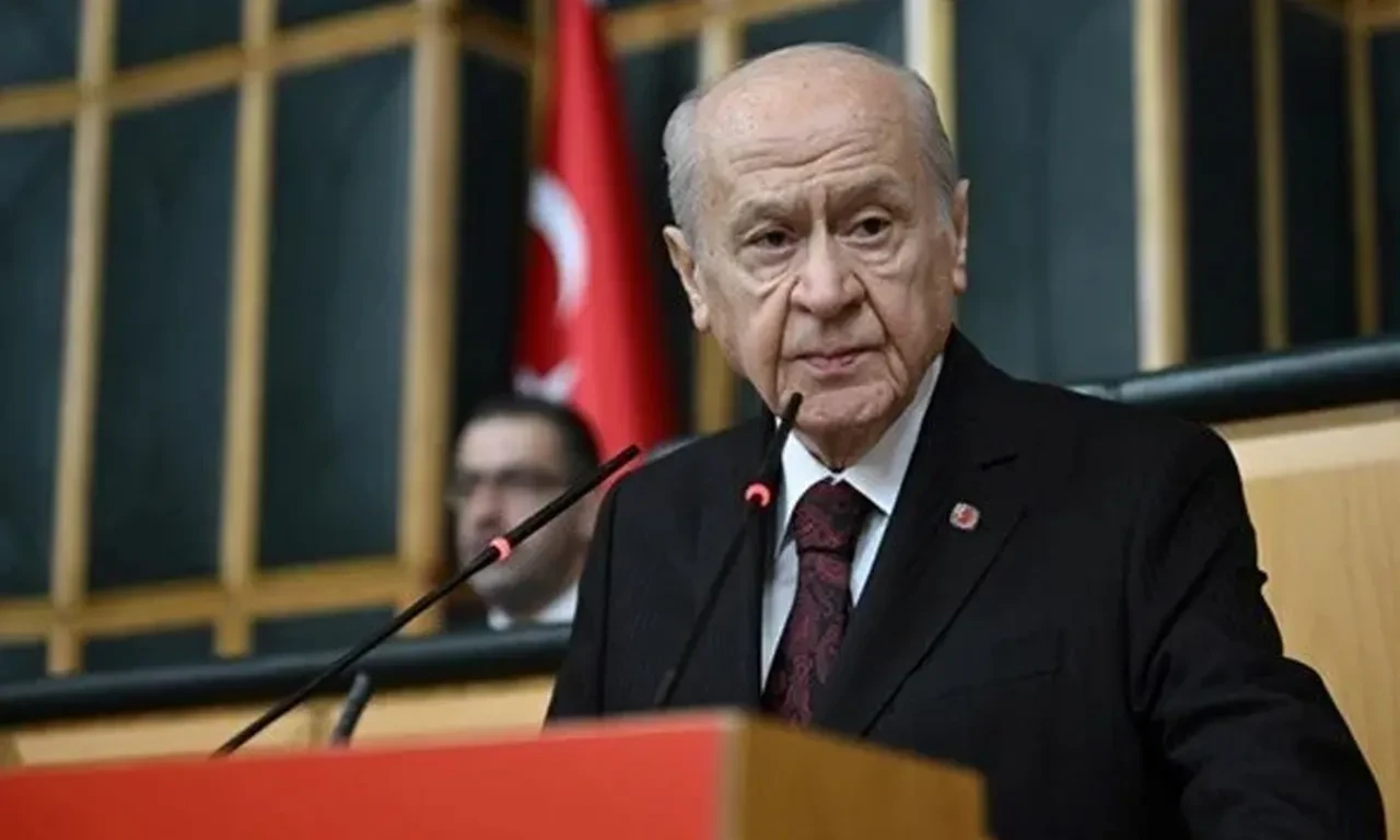 Son dakika | MHP lideri Bahçeli'den DEM Parti'nin ziyareti öncesi kritik mesaj: PKK feshi derhal kararlaştırmalı